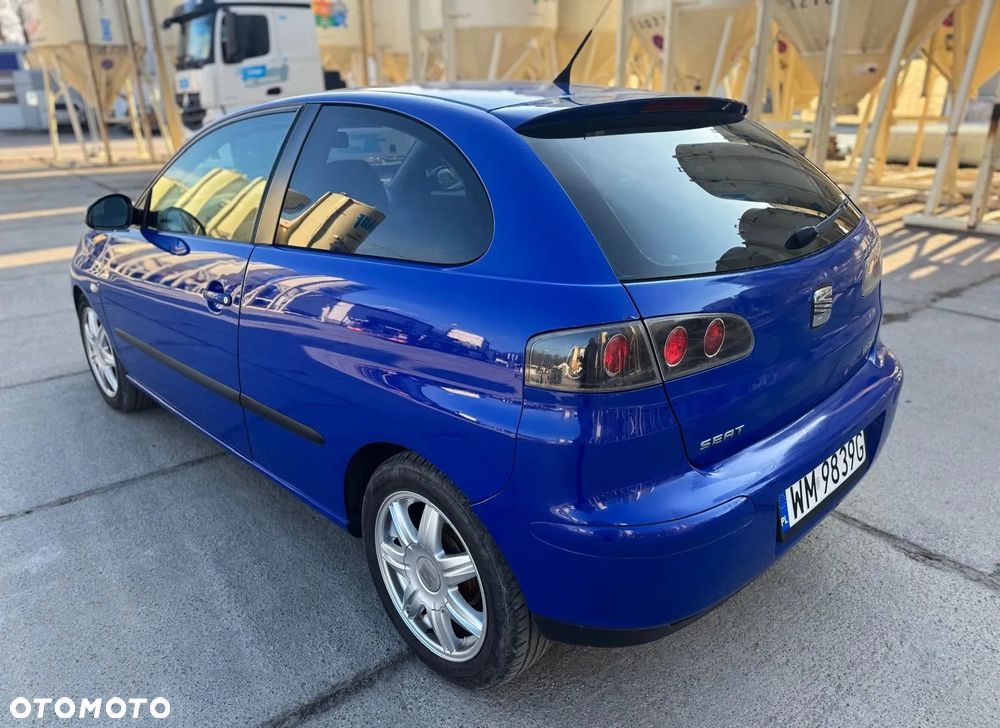 Seat Ibiza 1.4 16V Stylance - 4