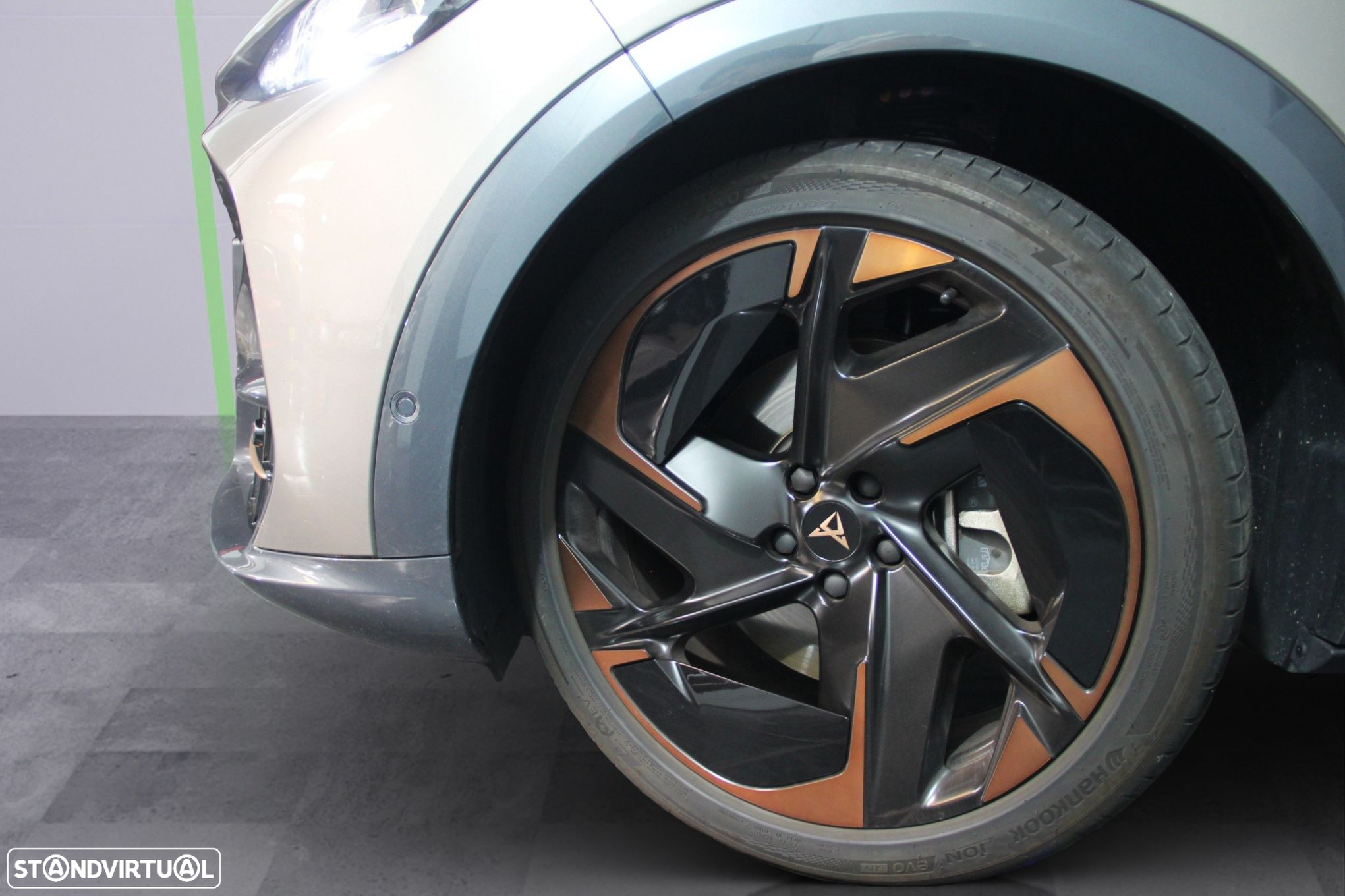 Cupra Tavascan 77 kWh Adrenaline - 17