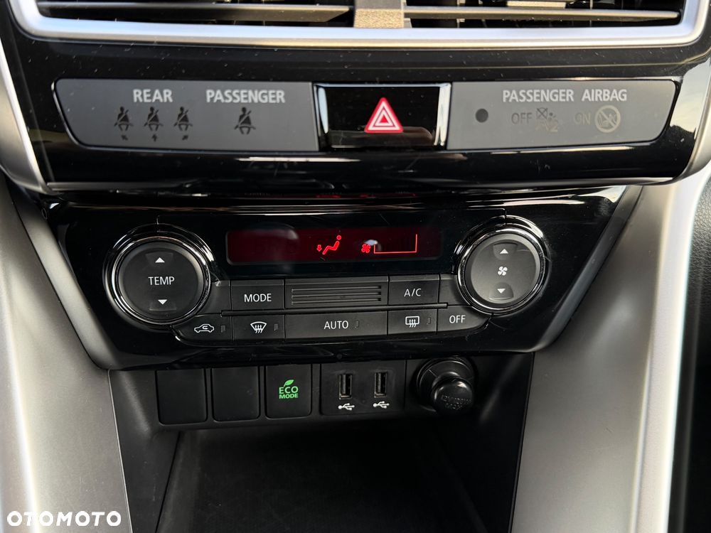 Mitsubishi Eclipse Cross - 33