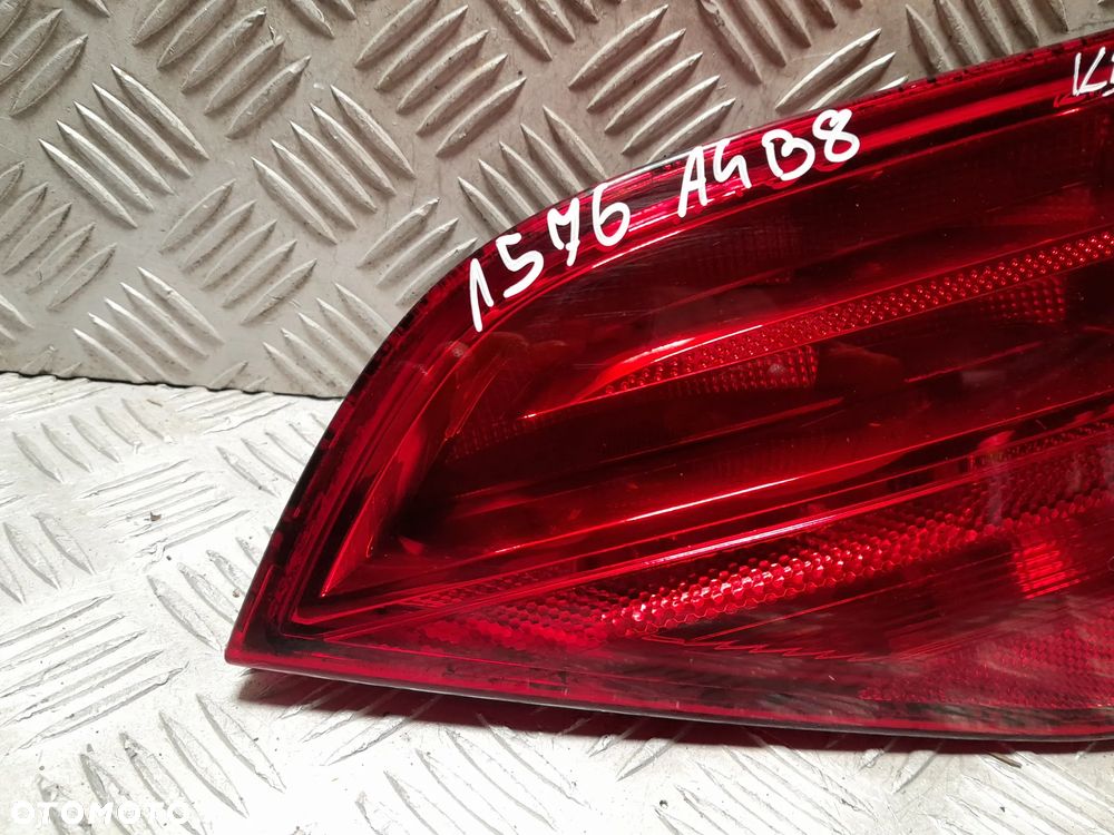 AUDI A4 B8 LAMPA PRAWA TYLNA PRWY TYŁ W KLAPE KOMBI 8K9945094 - 2