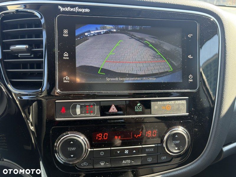 Mitsubishi Outlander 2.0 Intense + SDA 4WD CVT - 9