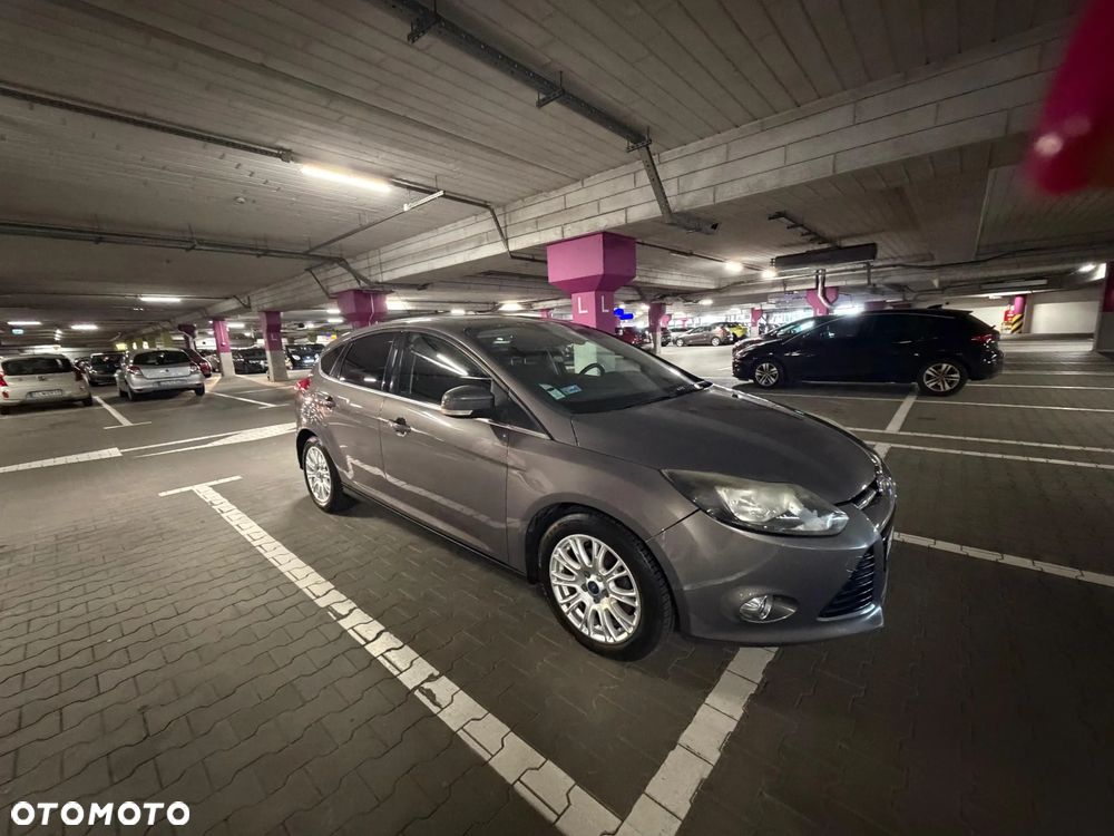 Ford Focus - 12