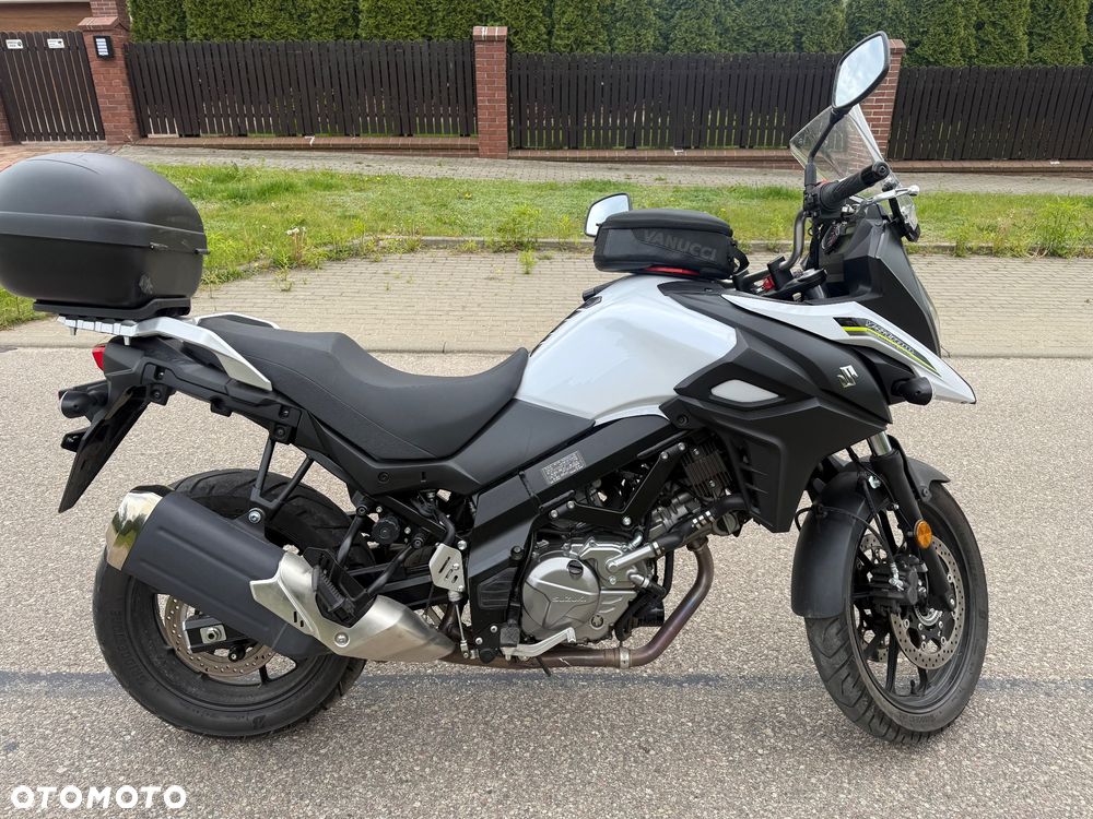 Suzuki V-STROM - 10