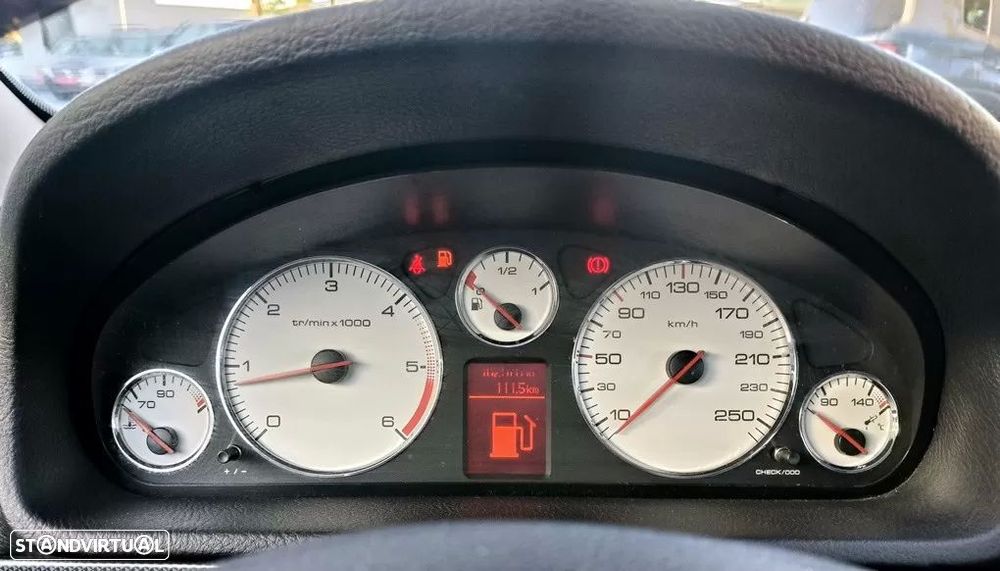 Peugeot 407 2.0 HDi Executive - 5