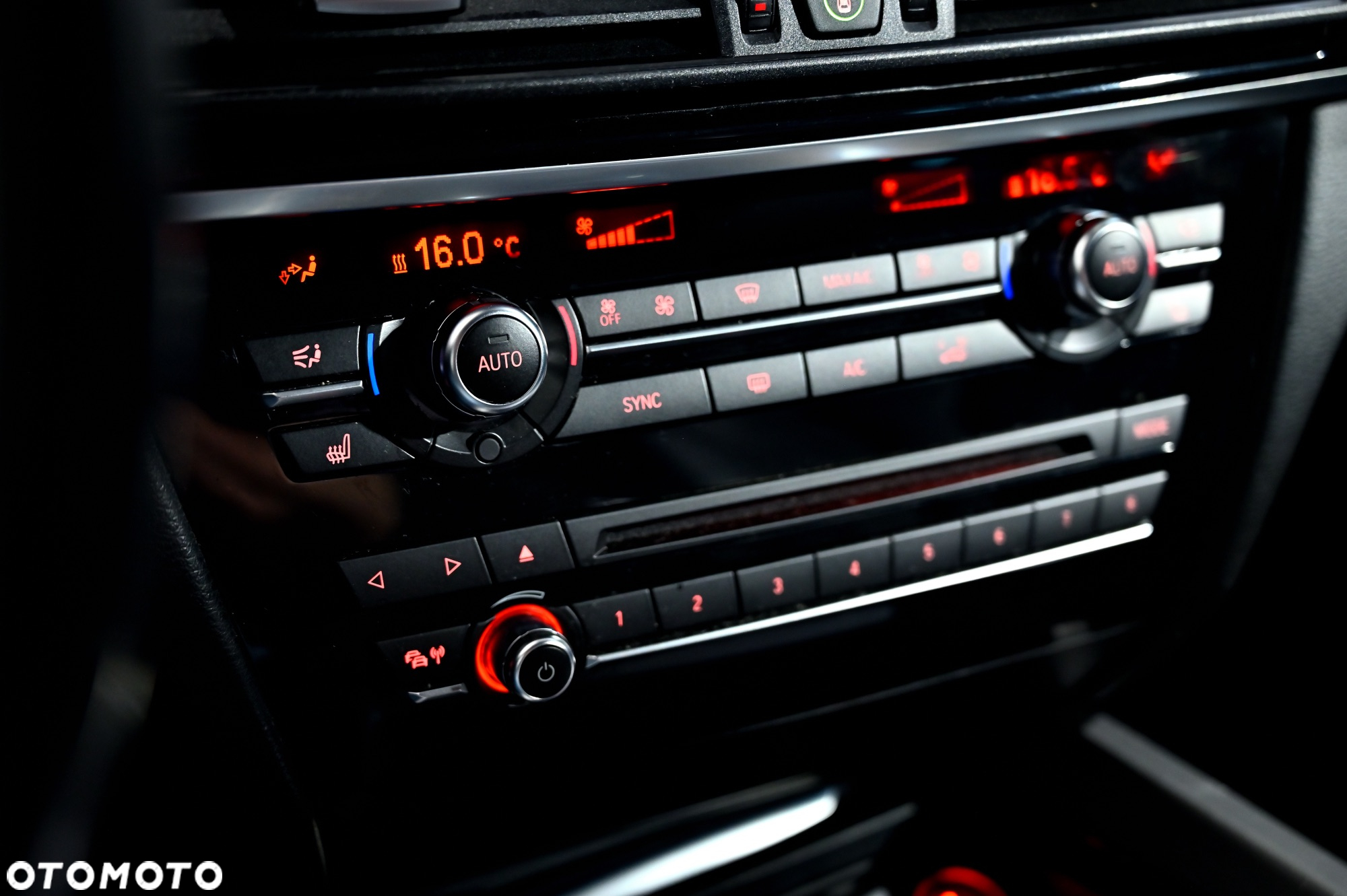 BMW X5 xDrive25d - 29