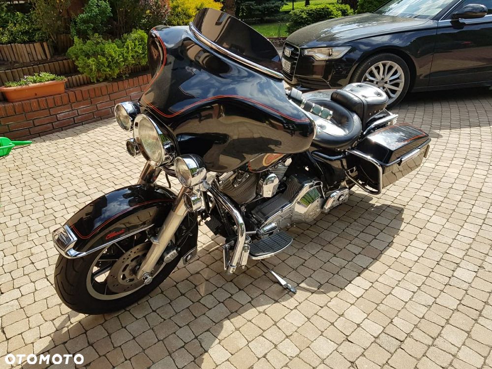 Harley-Davidson FLHT Electra Glide Standard - 3