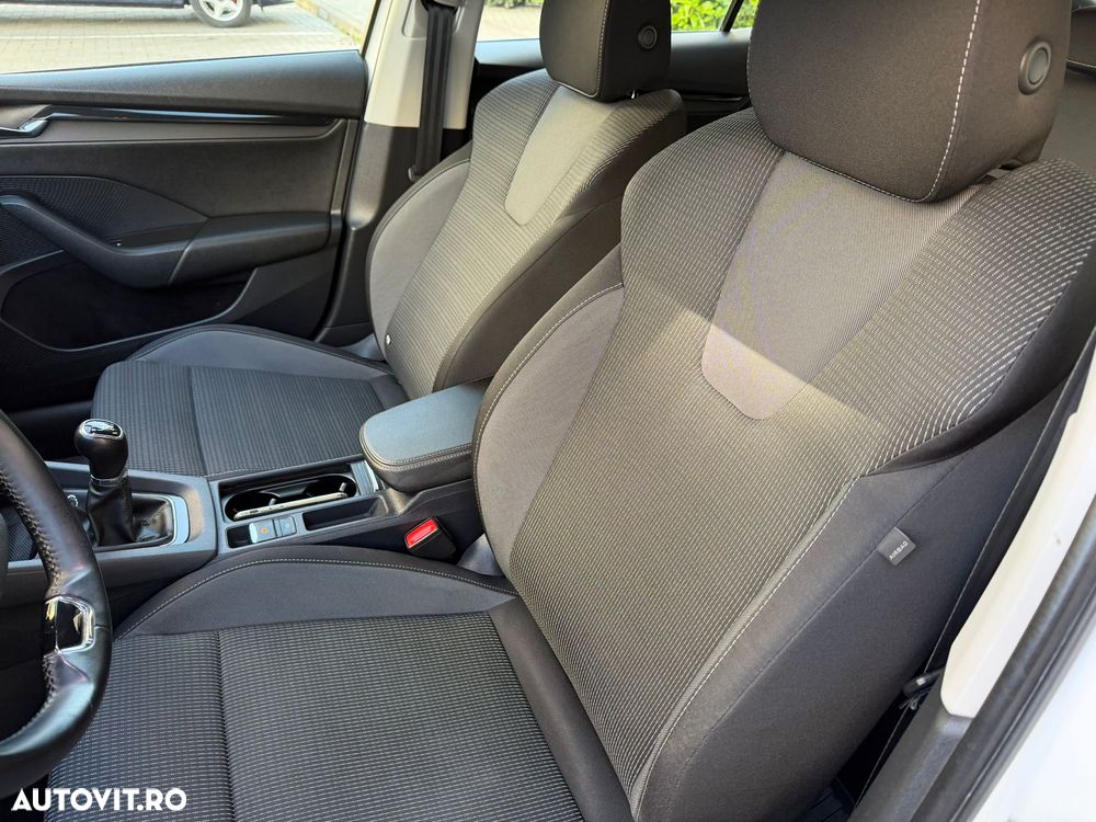 Skoda Octavia 2.0 TDI Style - 7