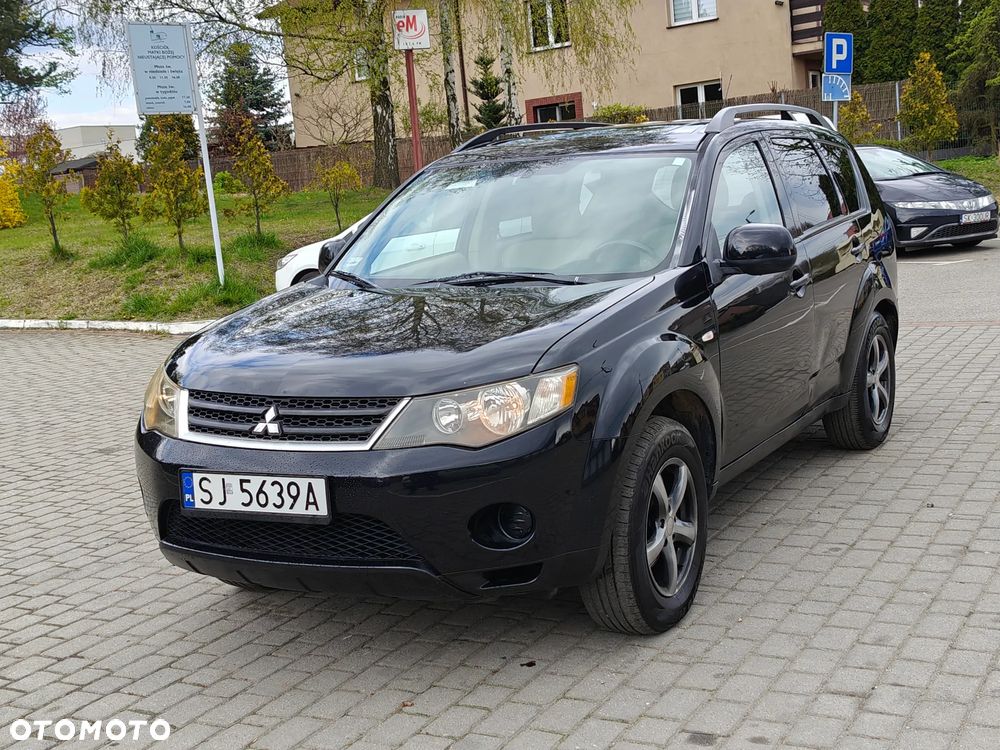 Mitsubishi Outlander 2.4 4WD CVT Intense - 13