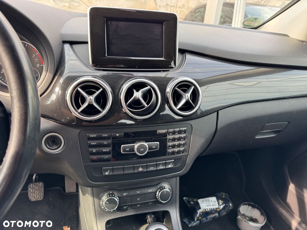 Mercedes-Benz Klasa B 180 BlueEFFICIENCY Edition Style - 10