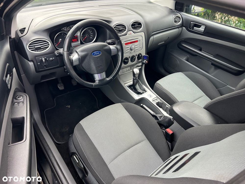 Ford Focus 1.6 16V Viva I - 13