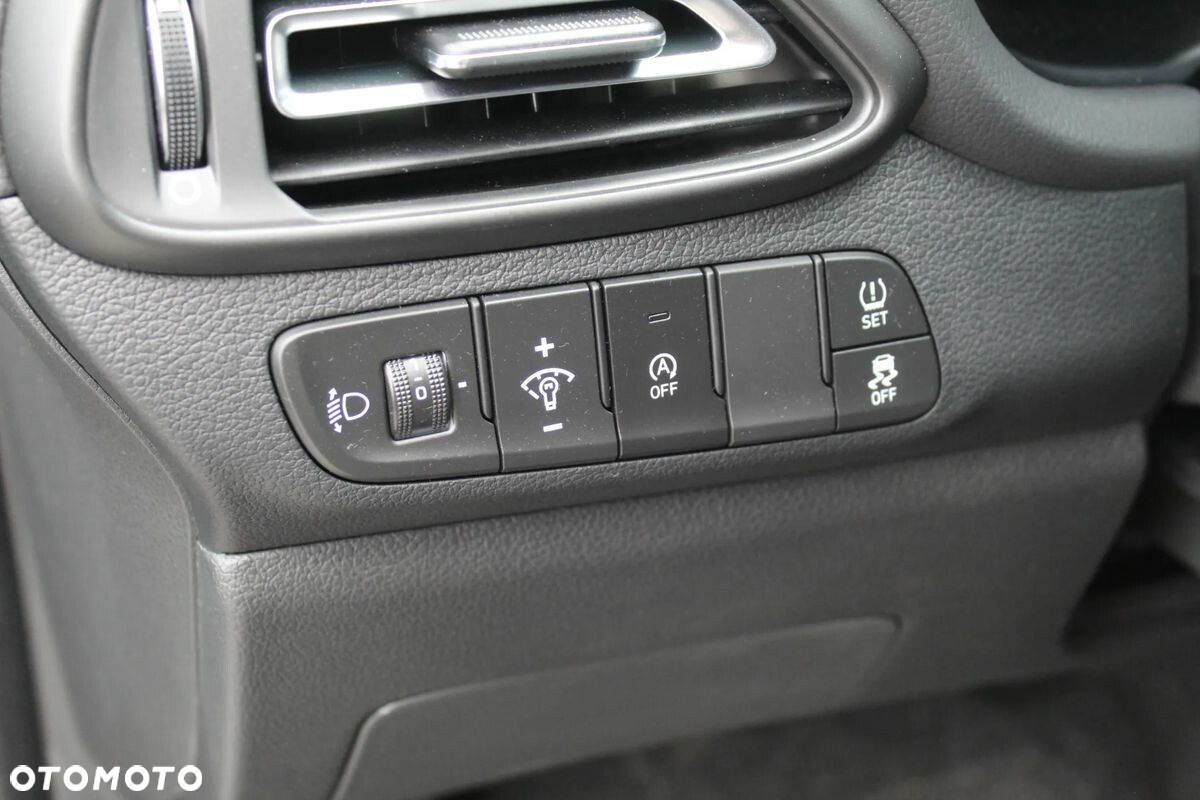 Hyundai i30 1.0 T-GDI Smart - 13