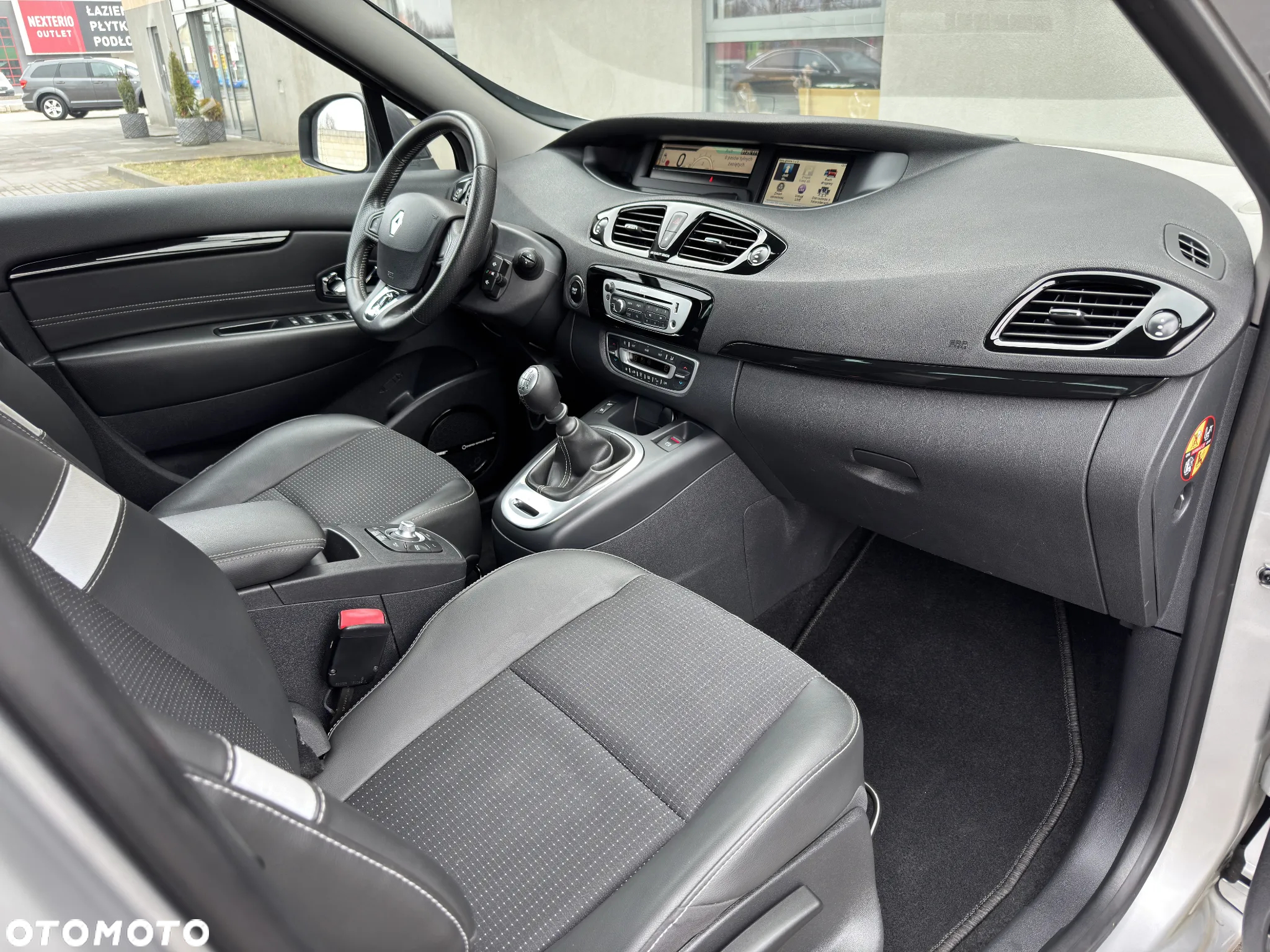 Renault Scenic ENERGY TCe 130 S&S Bose Edition - 34