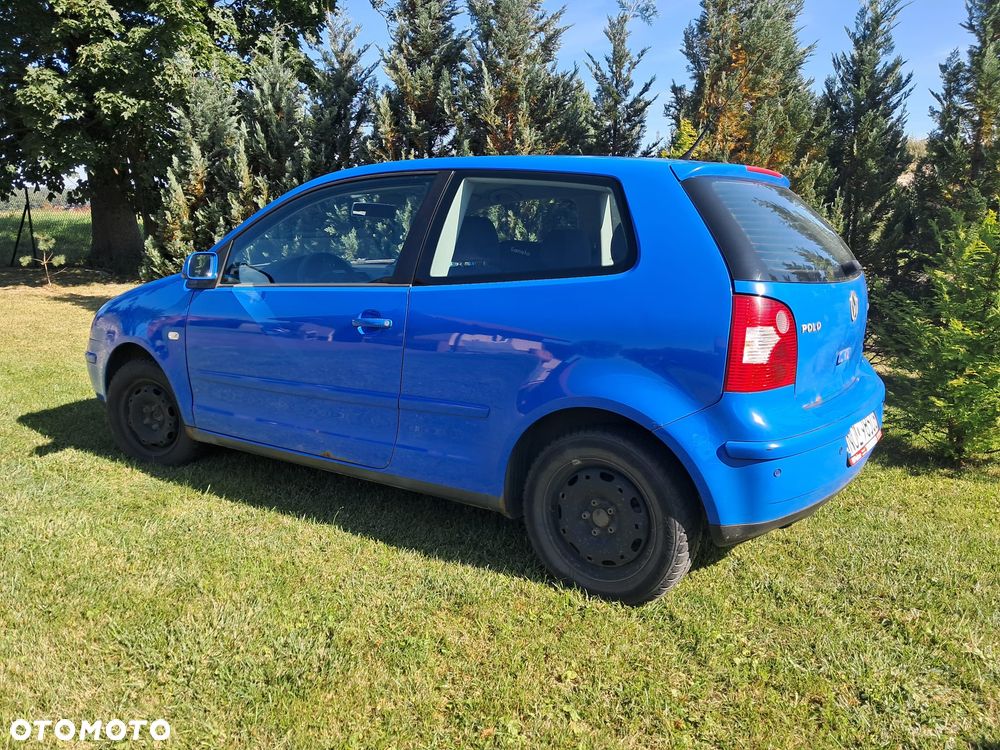 Volkswagen Polo 2004 photo 3