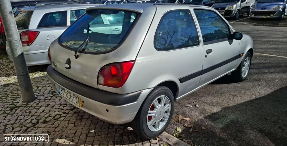 Ford Fiesta 1.8 D Studio - 5