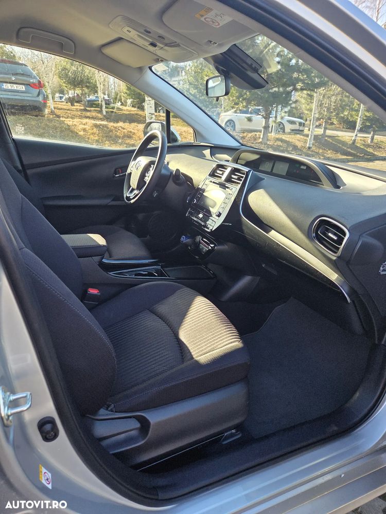 Toyota Prius Hybrid Comfort - 8