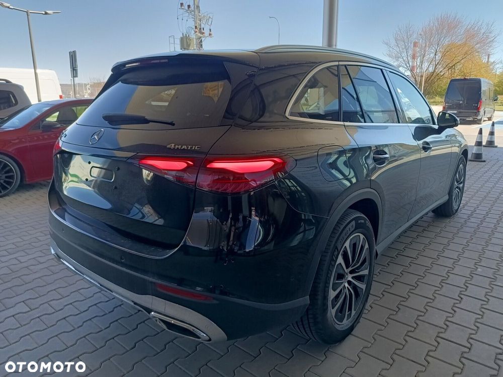 Mercedes-Benz GLC - 8