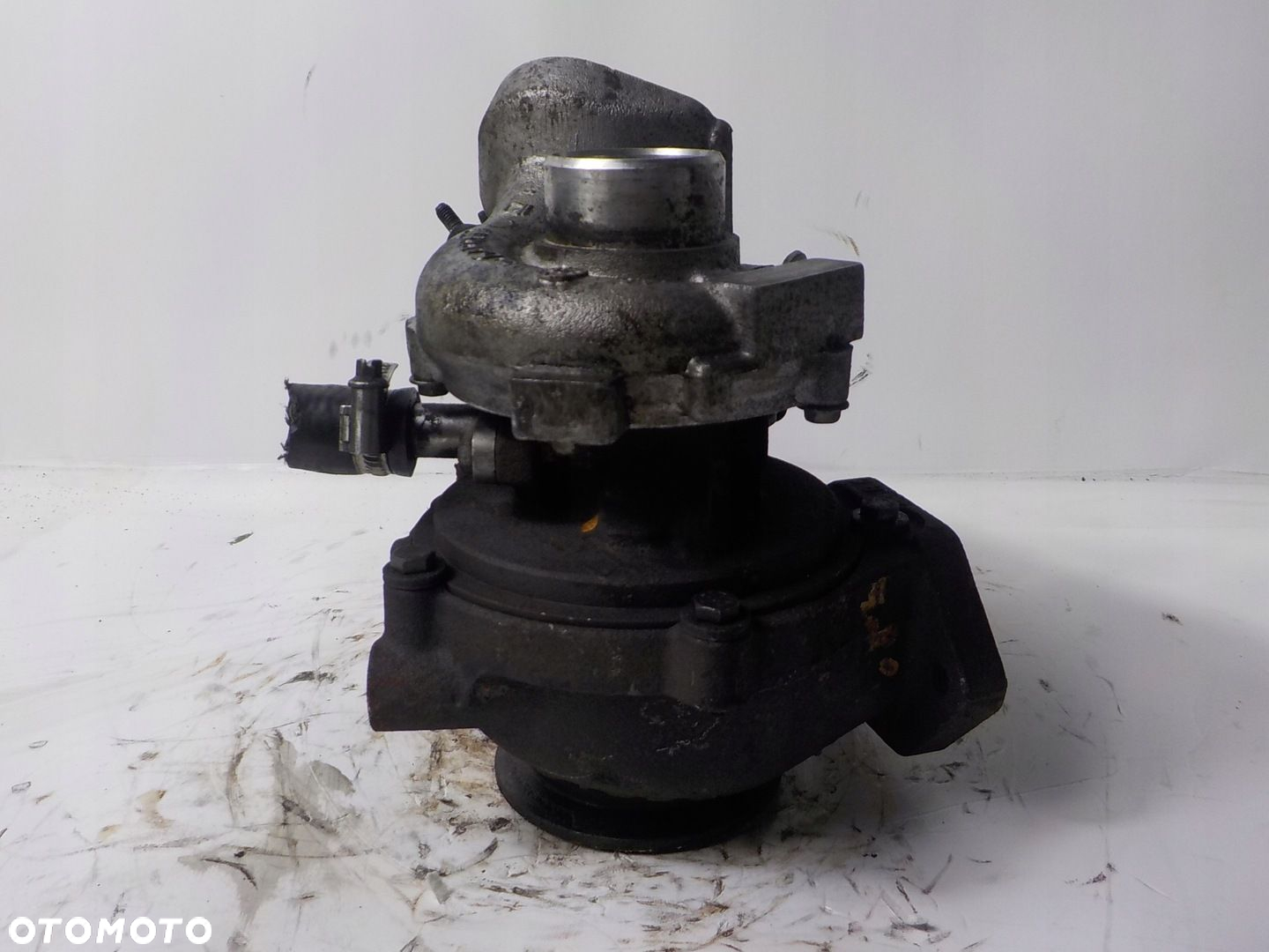 BMW 1 E81 E87 2.0D N47 TURBOSPRĘŻARKA TURBINA GT1752V 7798055G - 4