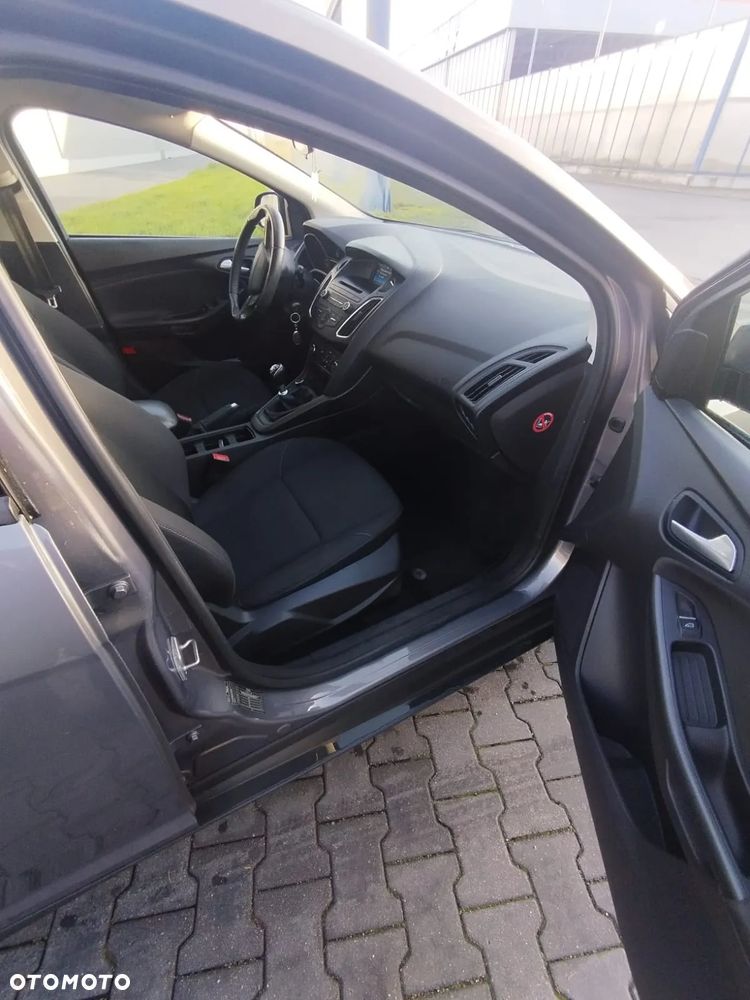 Ford Focus 1.0 EcoBoost Trend ASS - 12
