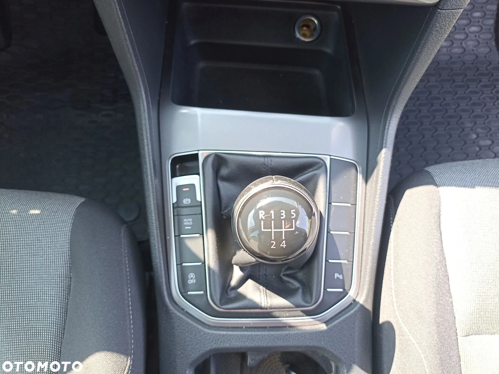 Volkswagen Golf Sportsvan VII SV 1.6 TDI BMT Start - 28