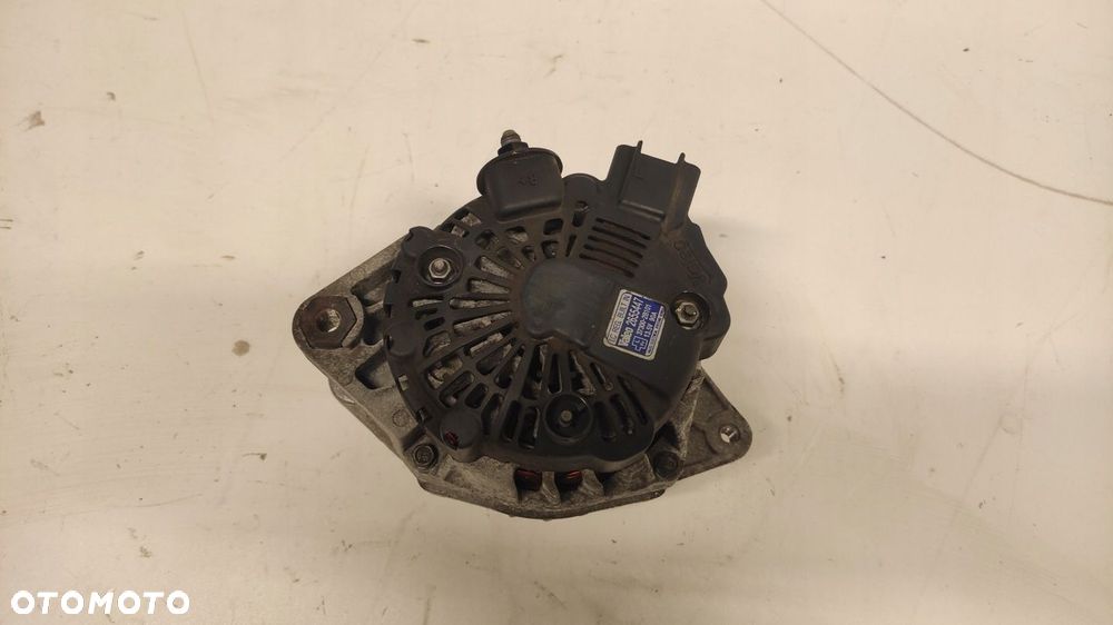 ALTERNATOR KIA VENGA 1.4 BENZYNA 37300-2B101 09-19 - 3