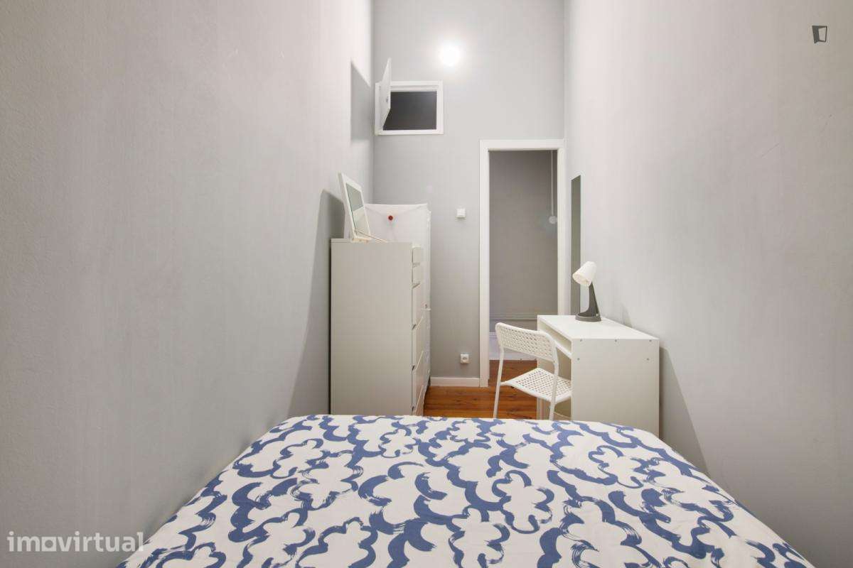 Quarto - localizado em Entrecampos Lisbon - Grande imagem: 4/50