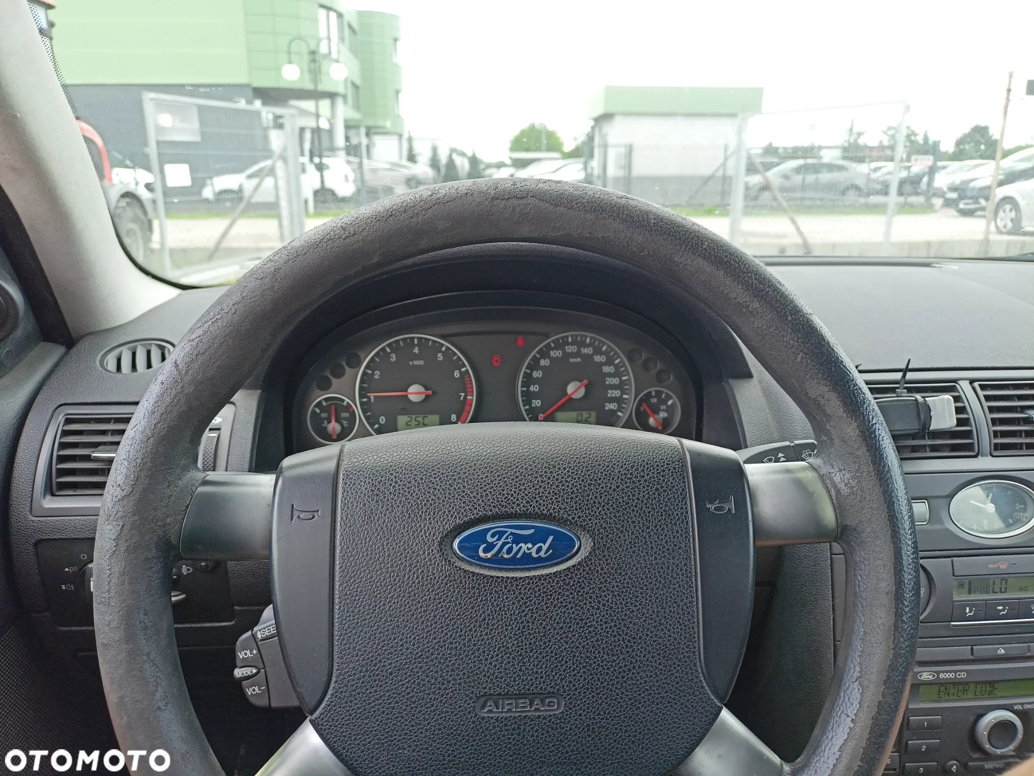 Ford Mondeo - 9
