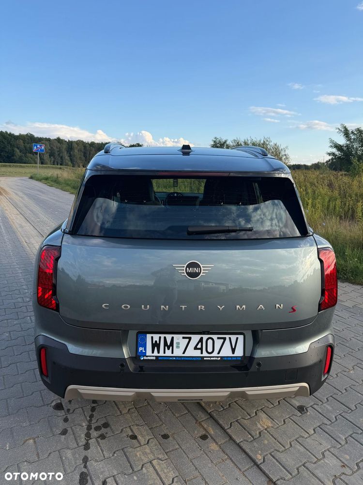 MINI Countryman S ALL4 John Cooper Works Trim - 16