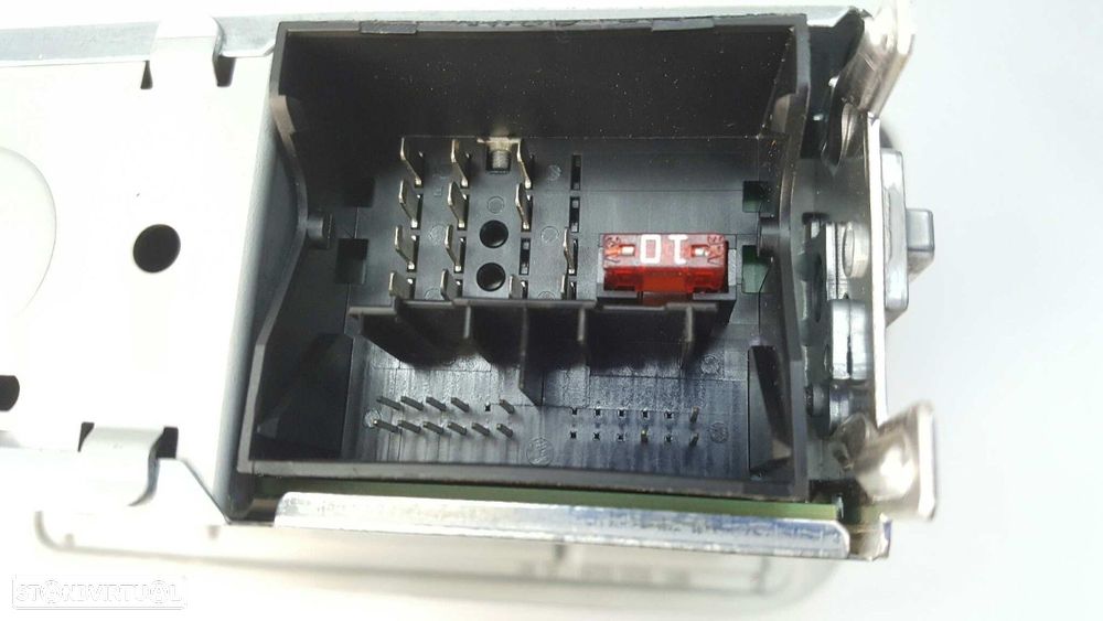 SISTEMA AUDIO / RADIO CD VOLKSWAGEN UP! (121) MOVE UP! - 4