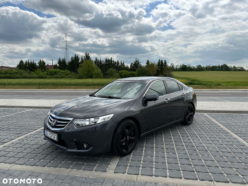 Honda Accord - 1