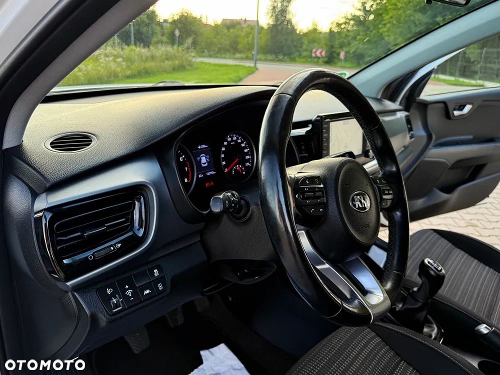 Kia Stonic 1.4 L - 28