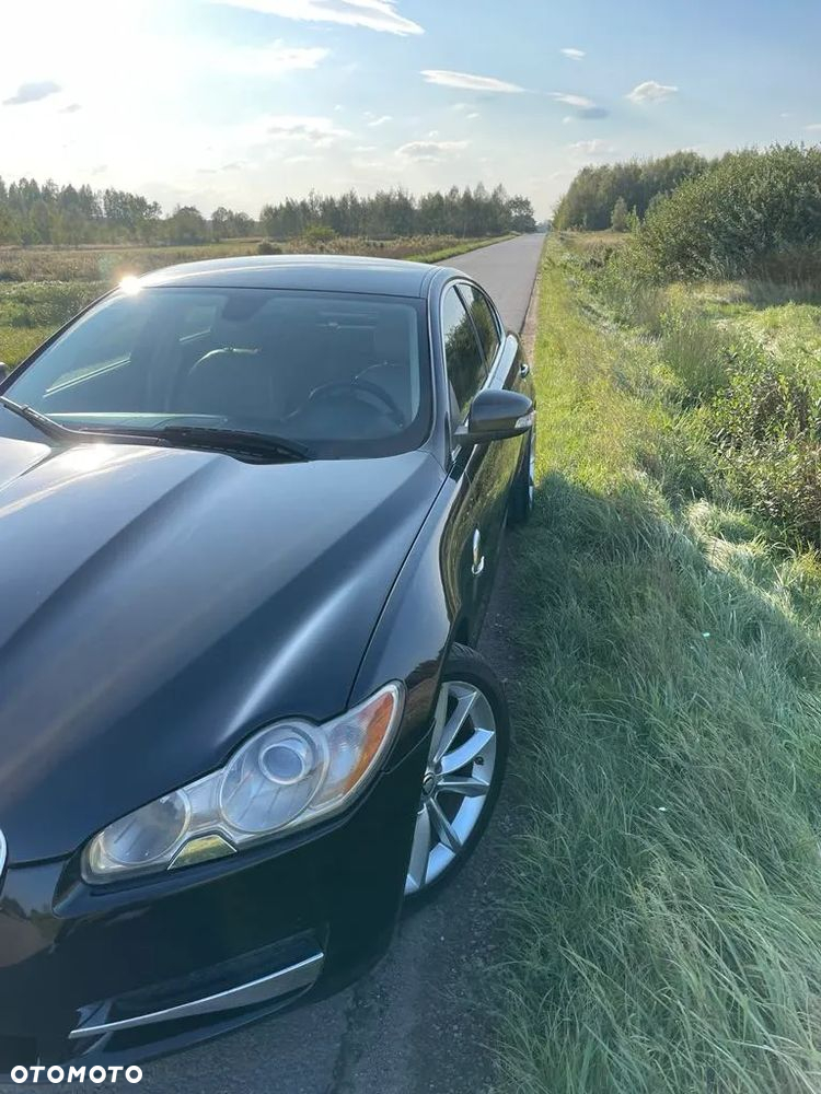 Jaguar XF 3.0 V6 Luxury - 5