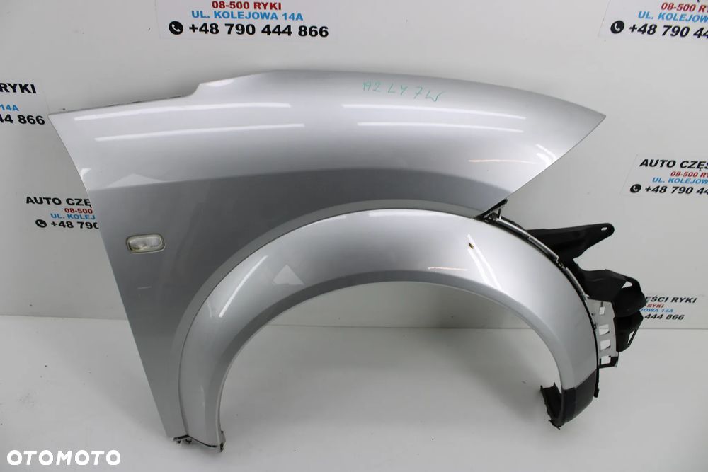 Audi A2 Błotnik Prawy Lewy LY7W - 3