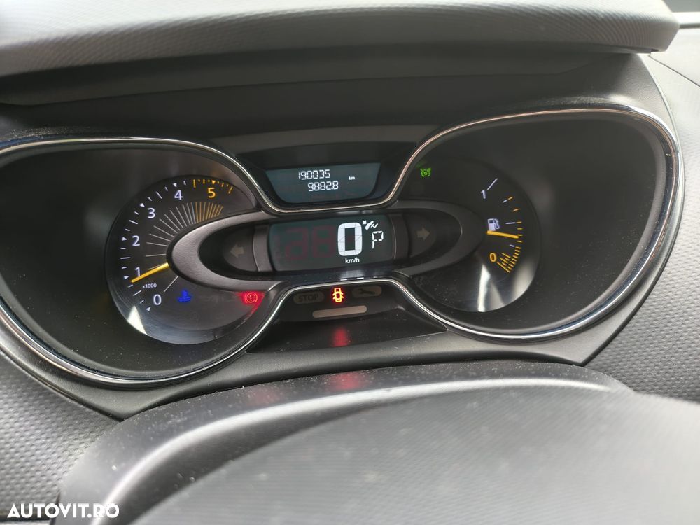 Renault Captur - 12