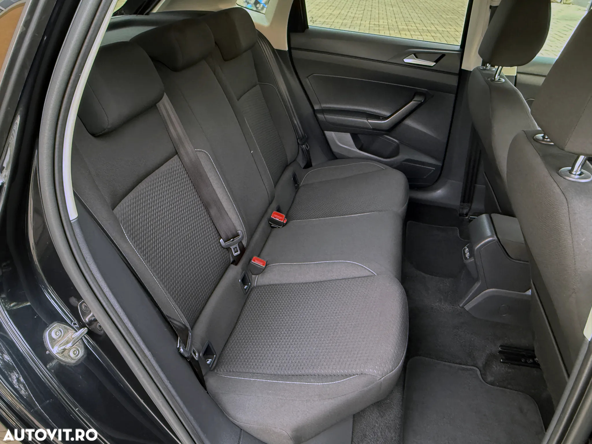 Volkswagen Polo 1.0 TGI Comfortline - 4