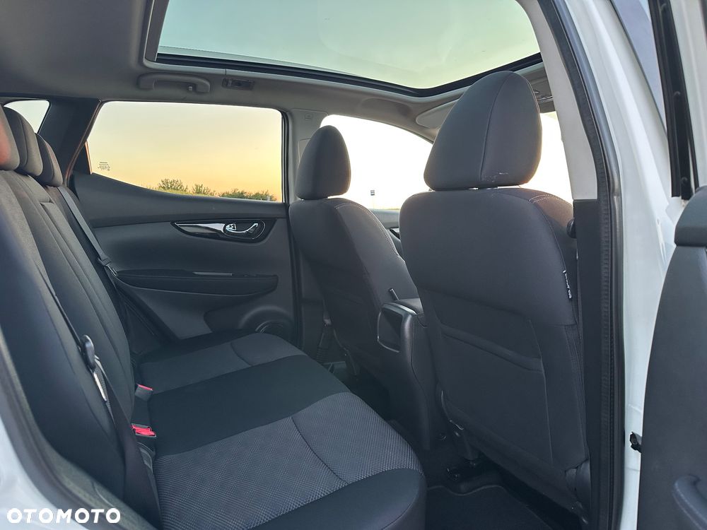Nissan Qashqai 1.6 DIG-T Tekna - 11