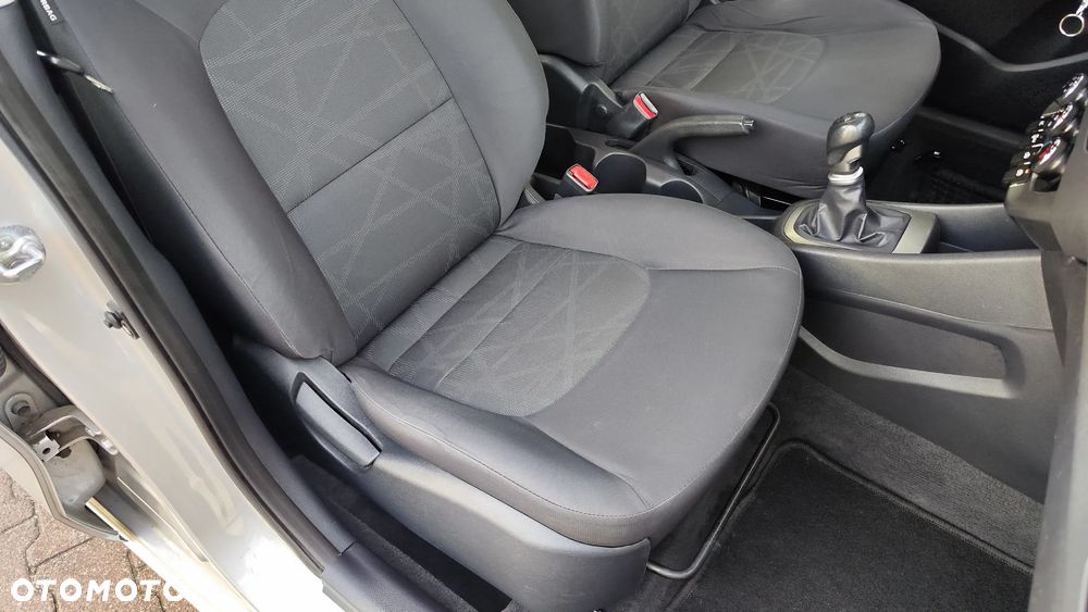 Kia Rio 1.4 Edition 7 - 29