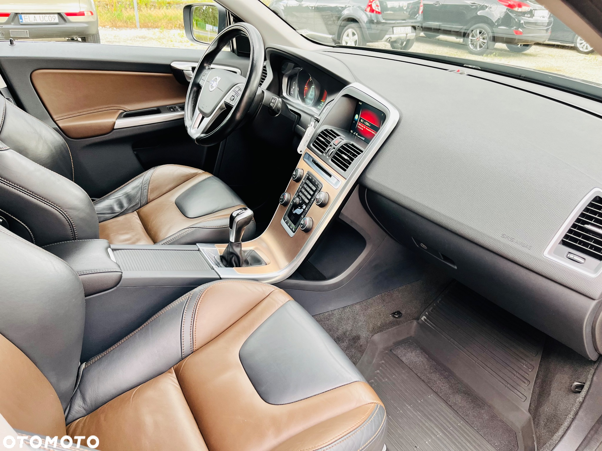 Volvo XC 60 D4 Momentum - 20