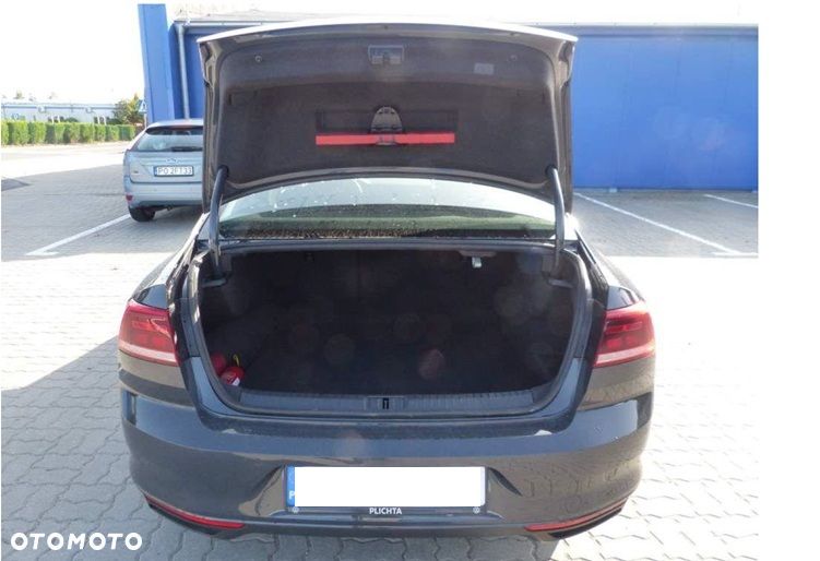 Volkswagen Passat 1.5 TSI EVO Business - 10