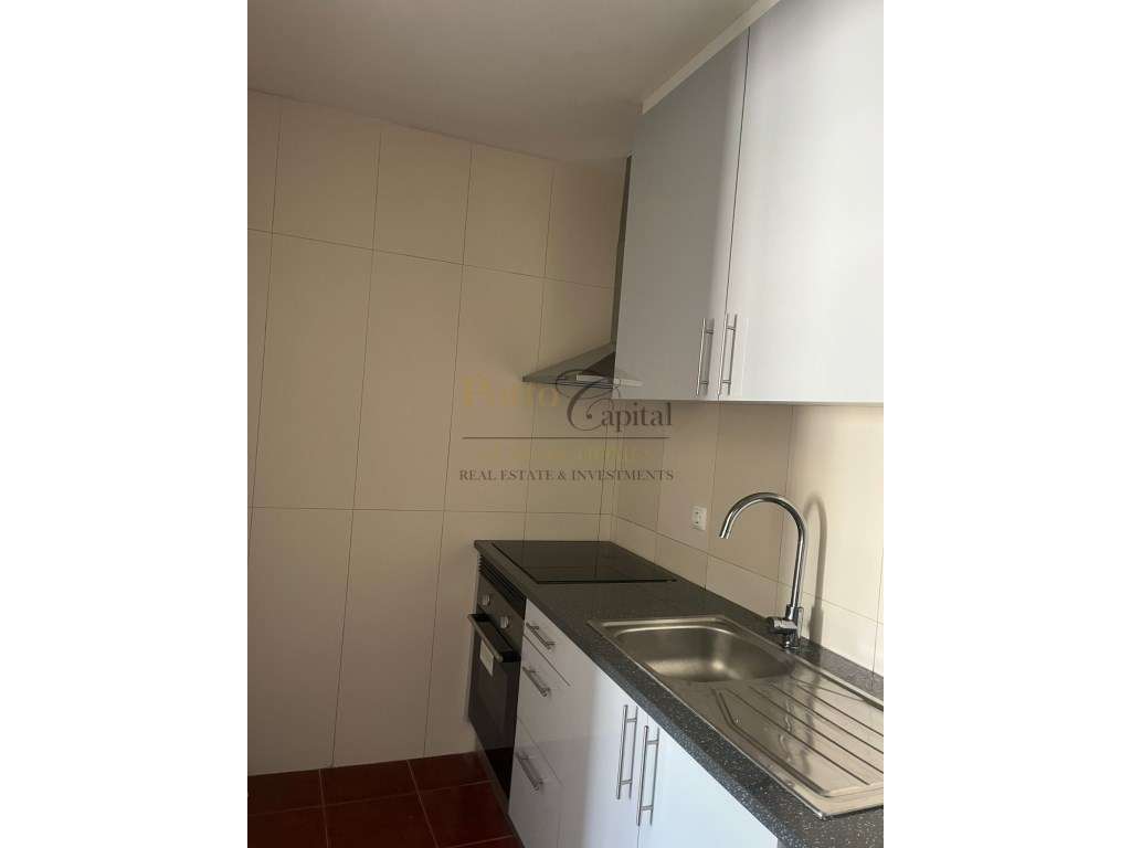 Apartamento T2 Remodelado - Doze Casas, Porto
4.º Andar | Sem elev... - Grande imagem: 2/21