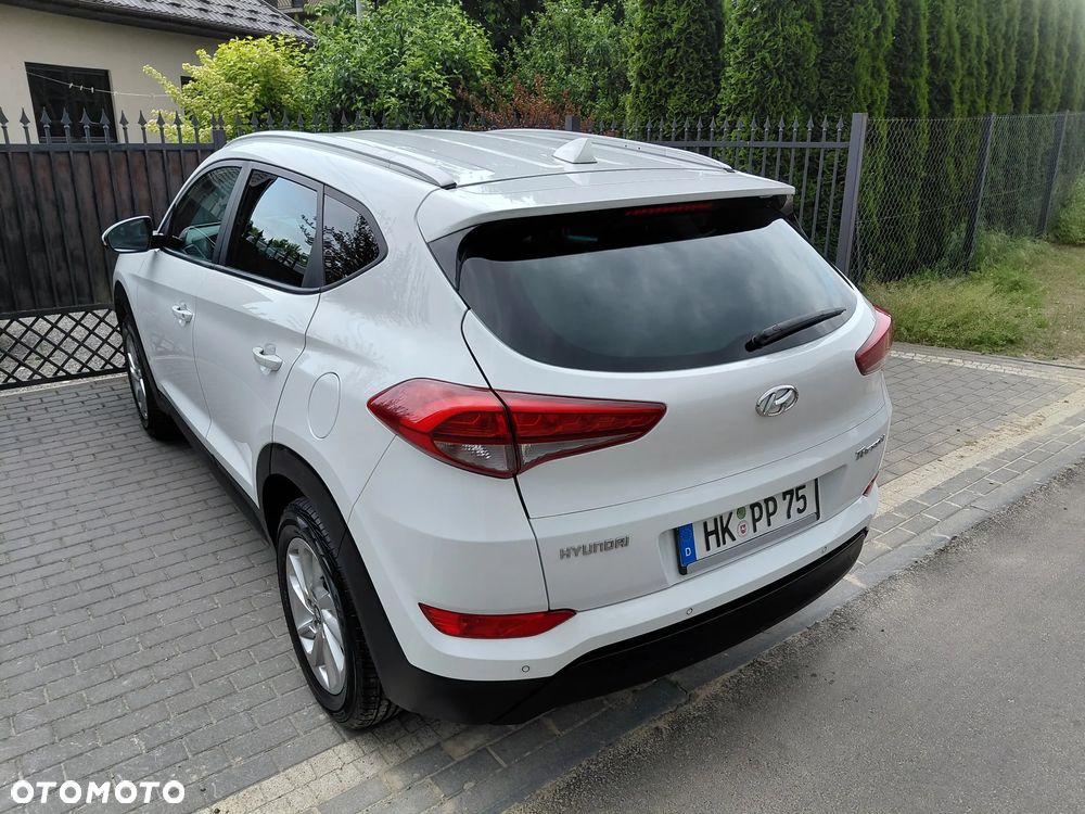 Hyundai Tucson 1.6 GDI BlueDrive Style 2WD - 19