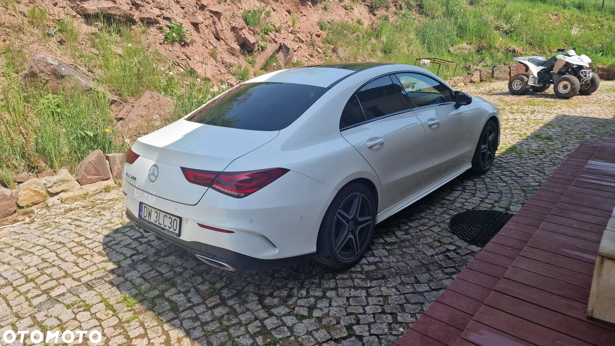 Mercedes-Benz CLA - 4