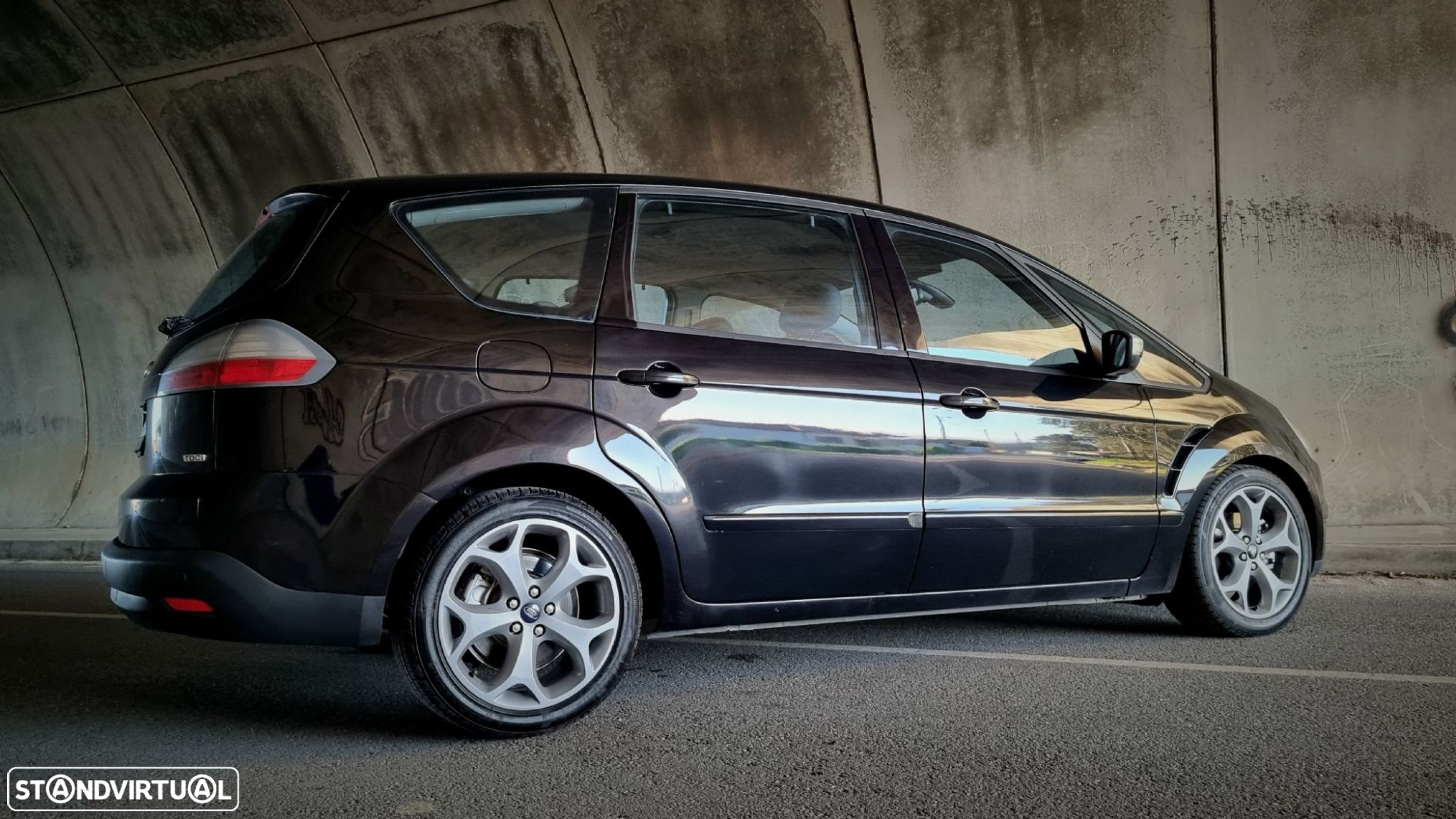 Ford S-Max 1.8 TDCi Titanium 7L - 22