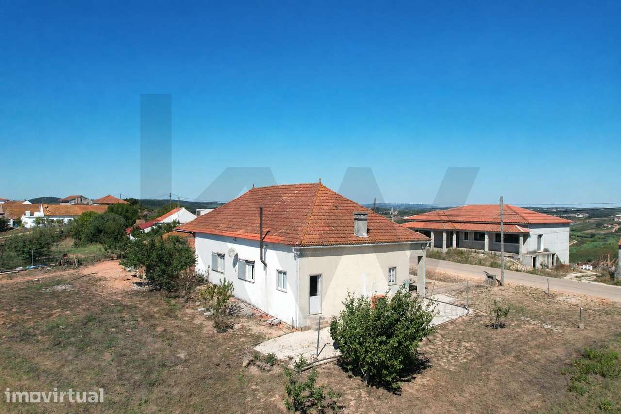Moradia T3 de 190 m2 e Terreno de 8.000 m2 – Casais Gaiola, Painho, Ca - Grande imagem: 4/35