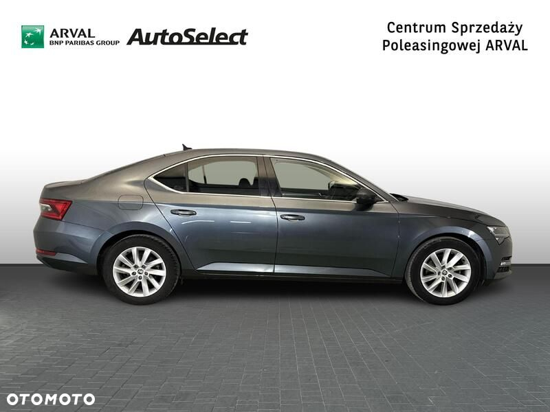 Skoda Superb 1.5 TSI Style DSG - 7