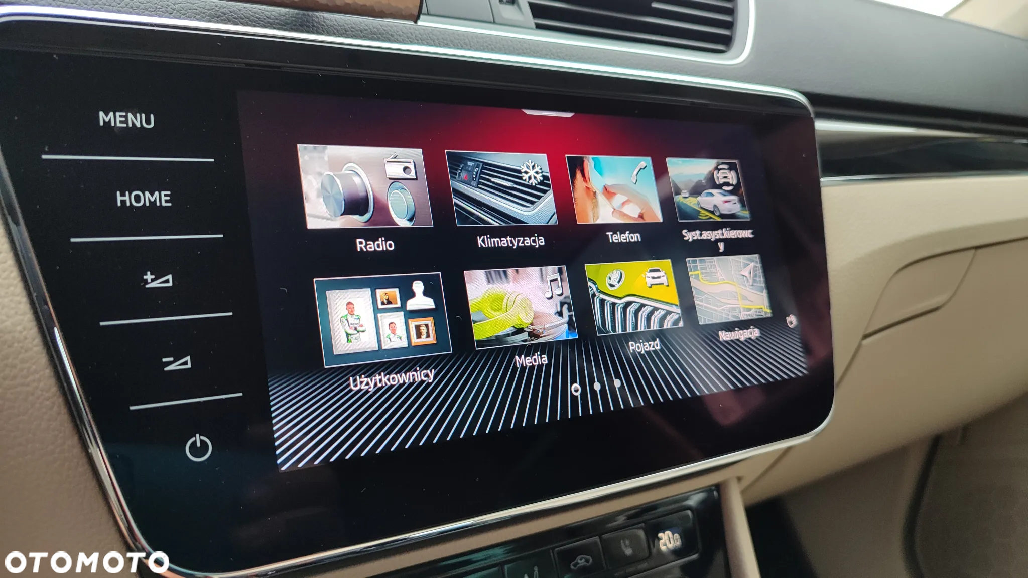 Skoda Superb 2.0 TSI L&K DSG - 22