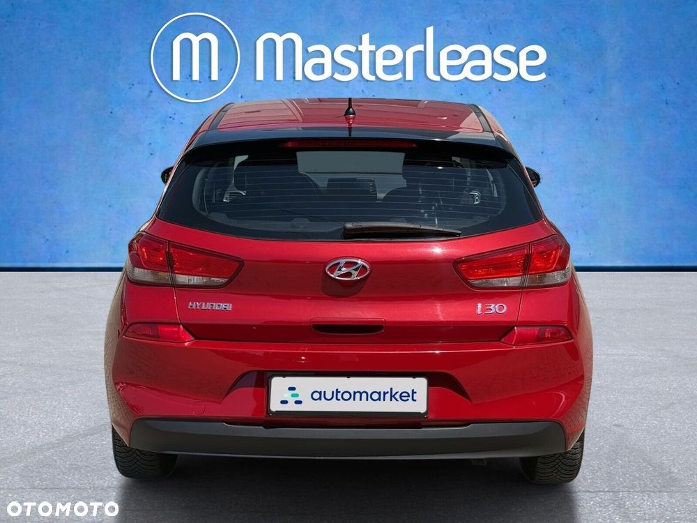 Hyundai i30 1.4 Classic + - 6
