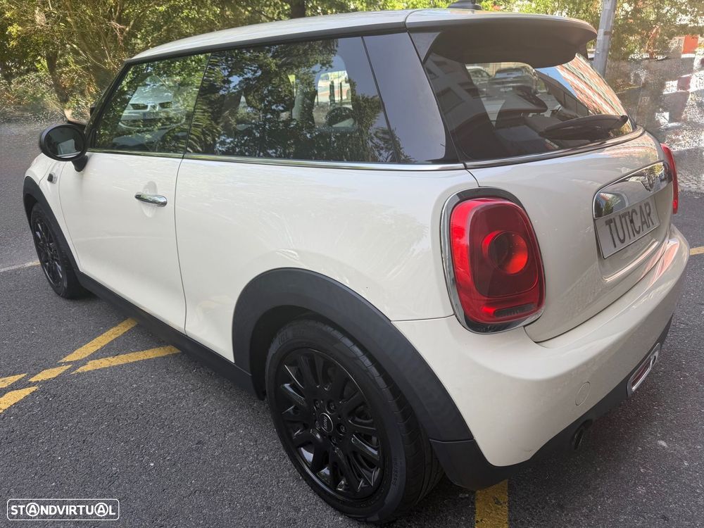MINI 3 Portas One - 19