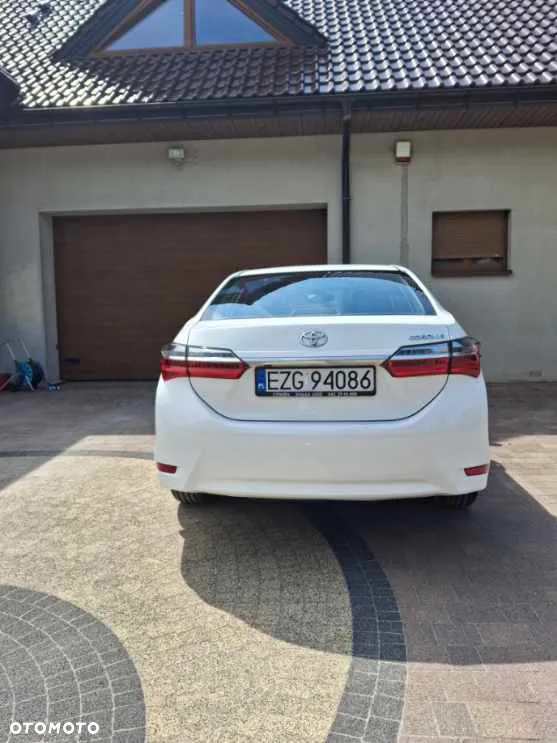 Toyota Corolla 1.6 Active - 8
