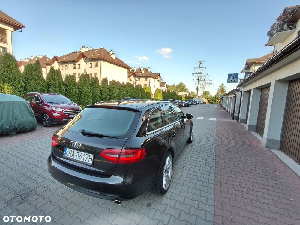 Audi A4 Avant 3.0 TDI clean diesel Quattro S tronic - 33