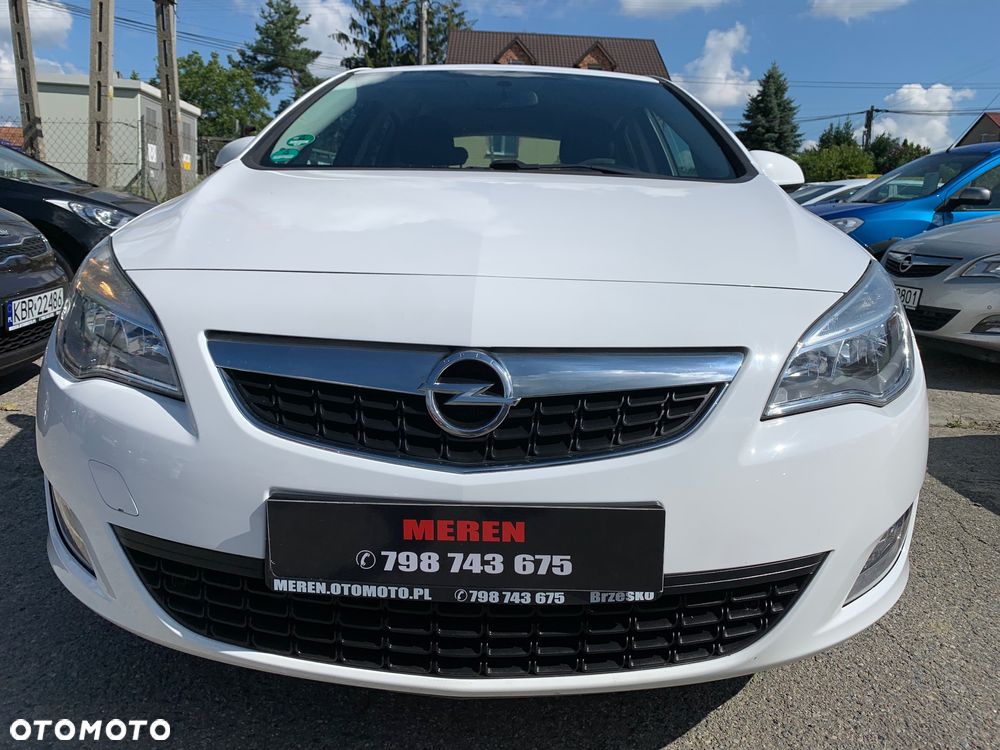 Opel Astra 1.4 150 Jahre - 6